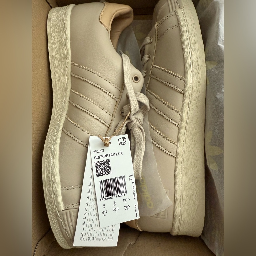ADIDAS SUPERSTAR LUX Men’s Size 9.5